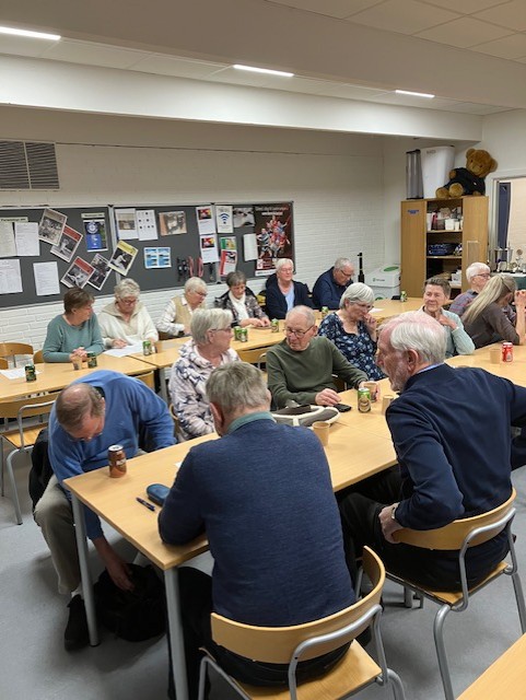 Fællesskab på formiddagsholdet i Glostrup Badminton Club
